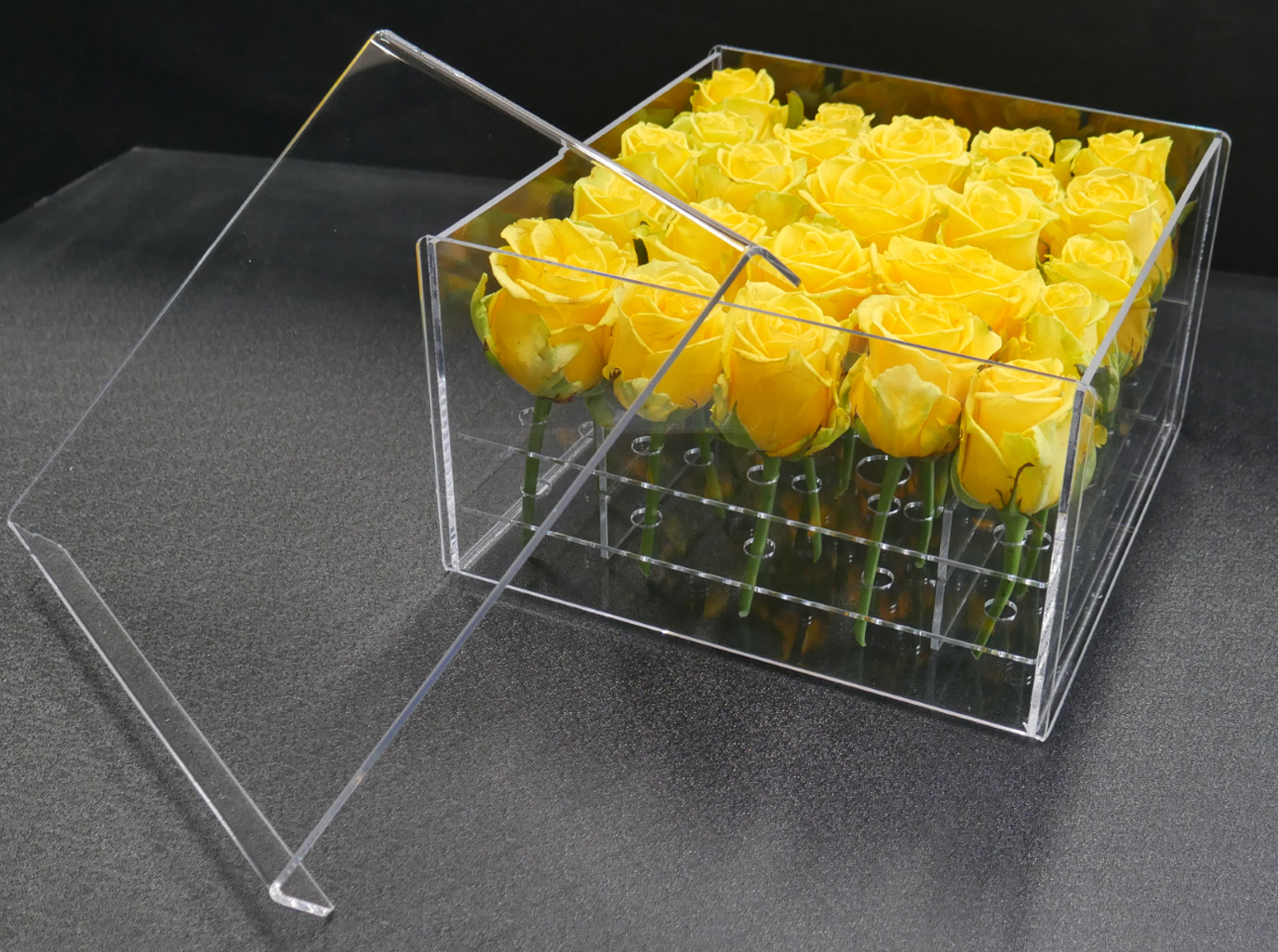 коробка для цветов из оргстекла